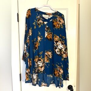 Southern Stitch floral tunic with bell sleeves